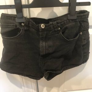 Black Forever 21 Shorts